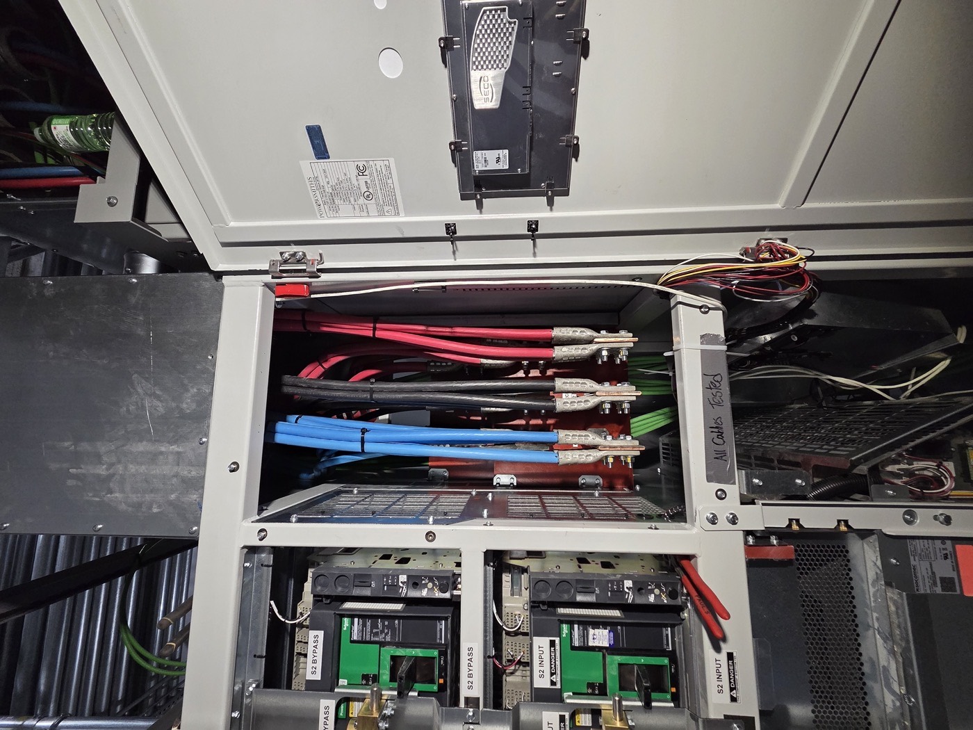 Feeder terminations in an electrical cabinet
